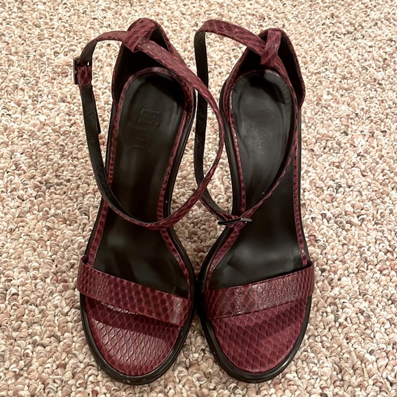 Tibi Amber Heel in Maroon - Picture 5 of 5